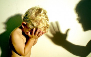 Вихователька знущалася над дитиною із синдромом Дауна у Києві: є подробиці