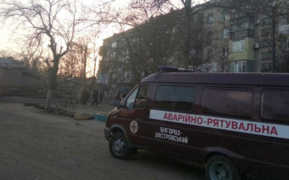 Шквальный ветер в Одесской области сорвал крышу многоэтажки: подробности