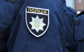 Пьяный коп в Ровенской области «снес» двух детей