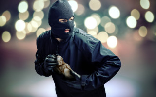 У Києві посеред вулиці нападають і грабують дітей