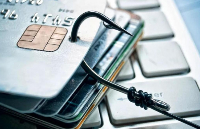 Вкрала 2 мільйони гривень: у Львові судили працівницю банку