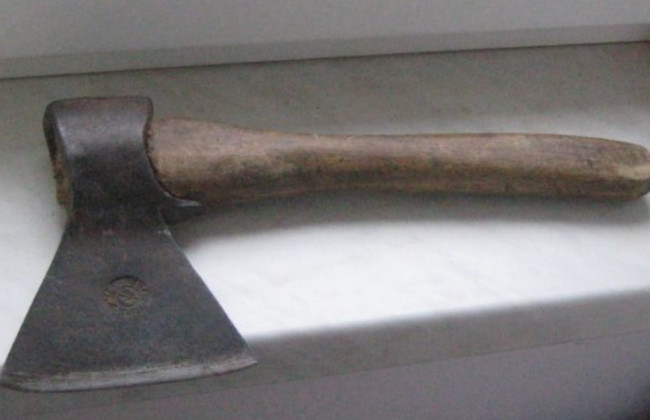 Зарубав гостя сокирою: у резонансній справі є подробиці