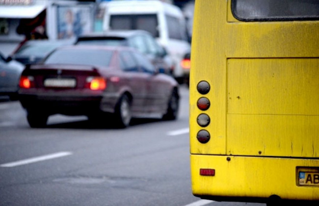 Происшествие на Закарпатье: мать и дочь вылетели из маршрутки на полном ходу