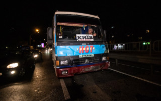 Двойное ДТП в Киеве: автобус с пассажирами протаранил маршрутку