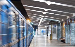 В киевском метро пассажир упал под поезд