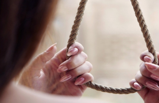 Загадкова смерть: 16-річна дівчина повісилась на Чернігівщині