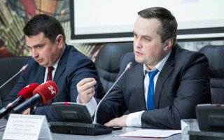 Суд отменил закрытие дела Холодницкого и Сытника
