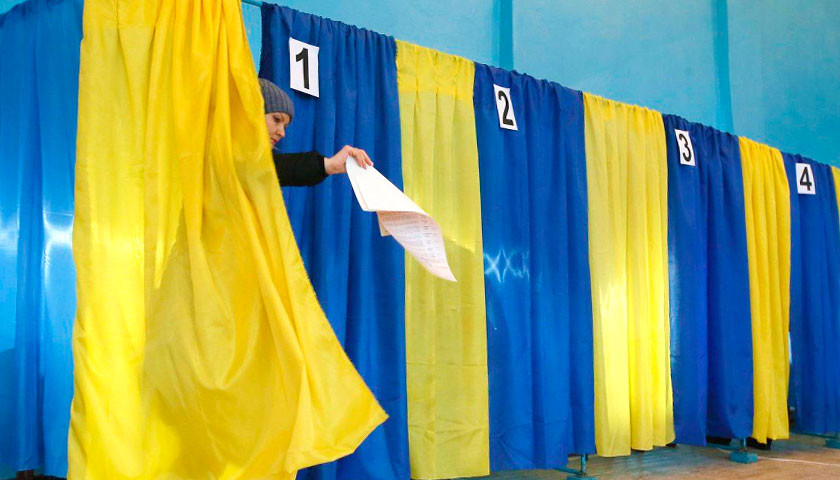 Выборы в Украине: как голосовать переселенцам и гражданам не по месту прописки