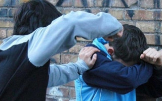 В Одессе подростки жестоко избили одноклассника и сняли это на видео