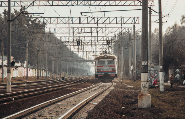 Жуткая трагедия в Киеве: поезд отрезал мужчине голову
