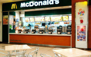 В Днепре в заведении McDonald’s мужчина пытался покончить с собой: есть подробности