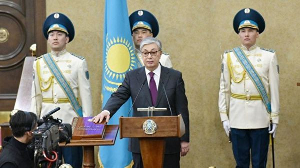 Новый президент Казахстана вступил в должность и предложил переименовать столицу