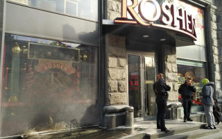 Пожар в магазине Roshen: полиция задержала еще одного поджигателя