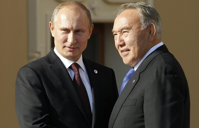 Смена власти в России: Путин может уйти в отставку, как Назарбаев