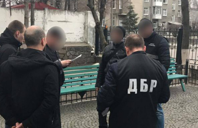 Отримав 30 тисяч гривень хабара: у Кременчуці затримали оперуповноваженого
