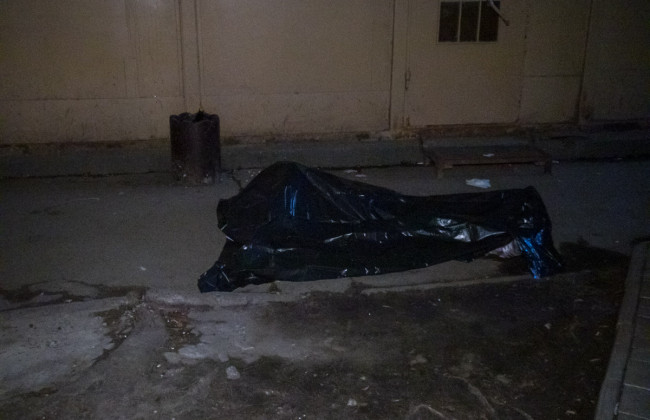 Смертельный случай в Киеве: мужчина посреди улицы убил жену