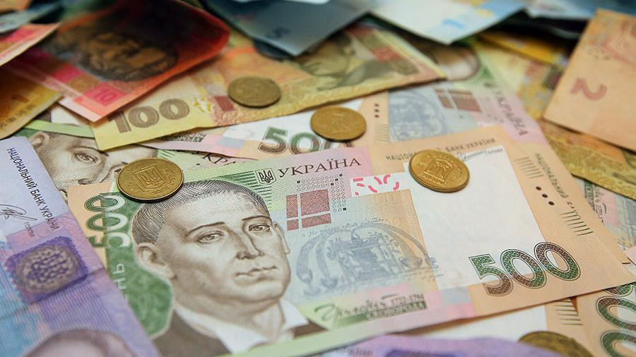 Доплата к пенсиям в марте: Порошенко обратился к Пенсионному фонду