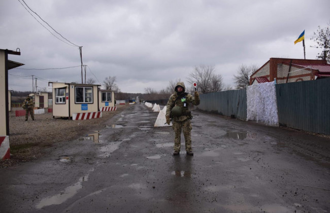 На Донбассе открыли многострадальный КПВВ: боевики пошли на подлость