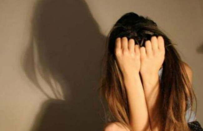 Трагедія на Прикарпатті: 13-річну дівчинку ґвалтував коханець її матері