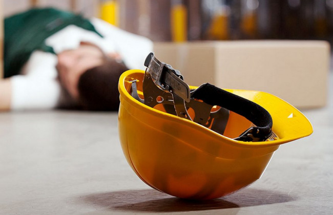 Трагедия в Борисполе: мужчина разбился насмерть, сорвавшись с автовышки