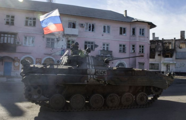 Боевики активно перебрасывают на Донбассе бронетехнику: есть подробности