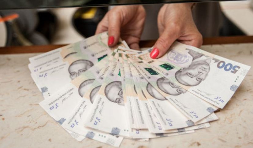 Українців вразили «скромними» доходами топ-чиновників