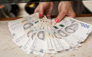 Українців вразили «скромними» доходами топ-чиновників