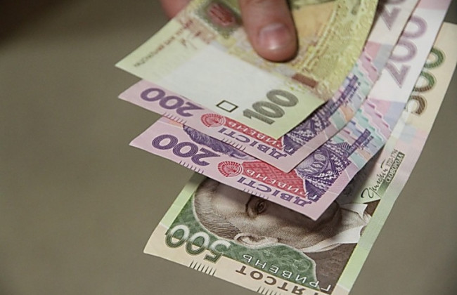 В Украине подняли выплаты для многодетных семей: есть подробности