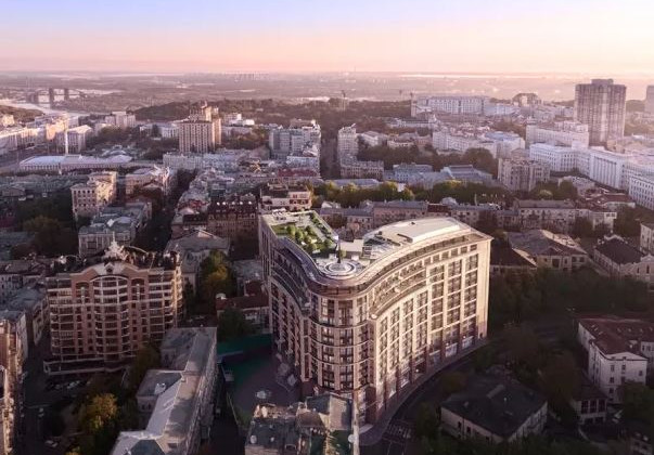 Водителям на заметку: в Киеве на Крещатике меняют работу светофоров