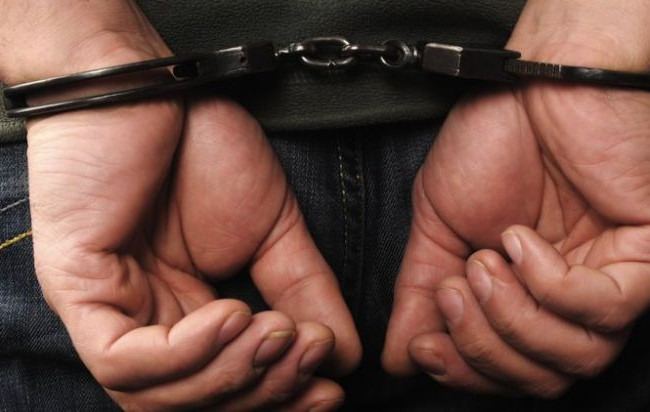 Вимагали кошти від підприємця: на Луганщині судитимуть двох поліцейських