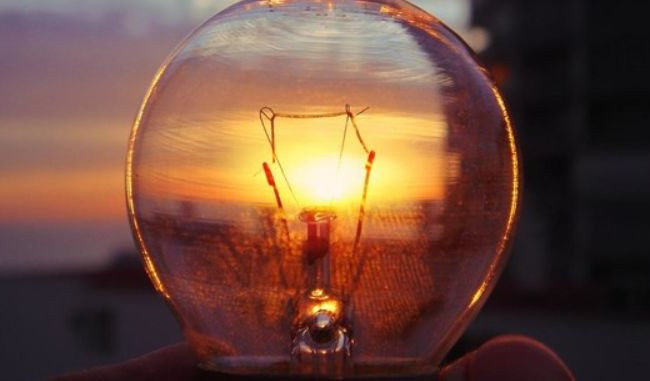 Киевлянам массово отключат свет: стало известно, почему