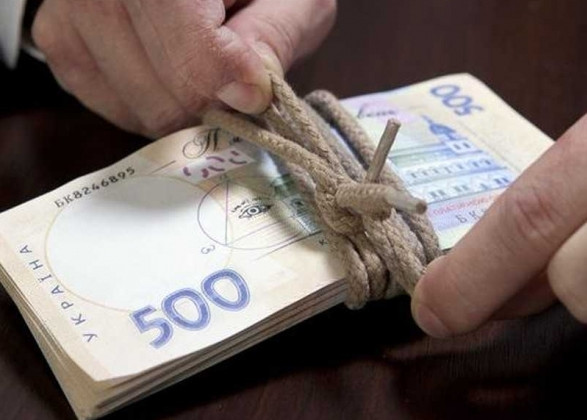 Вимагав гроші від призовника: ДБР затримало заступника керівника військомату