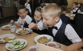 Афера з дитячим харчуванням: з бюджету Броварів вкрадено 30 мільйонів гривень