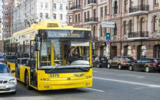 В центре Киева запретят движение транспорта: что случилось