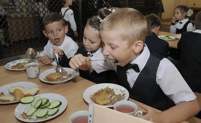 Афера з дитячим харчуванням: з бюджету Броварів вкрадено 30 мільйонів гривень
