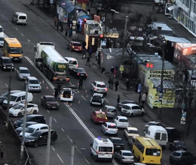 Тело разорвало: в Киеве произошло смертельное ДТП