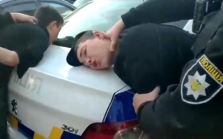 Зухвалих підлітків у Києві швидко заспокоїли (відео)