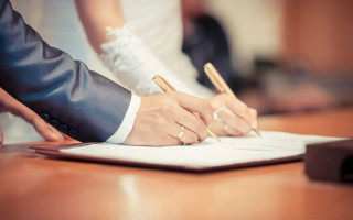 Свадьба с иностранцем: нюансы брачных договоров