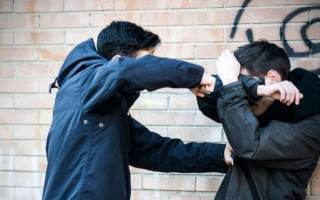 Скандал у Києві: школяр по-звірячому побив однокласника