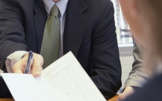 Неможливість передання права вручення письмового повідомлення про підозру: роз’яснення ВС