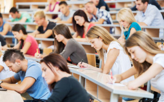 Вартість контракту в університетах зросте: є подробиці