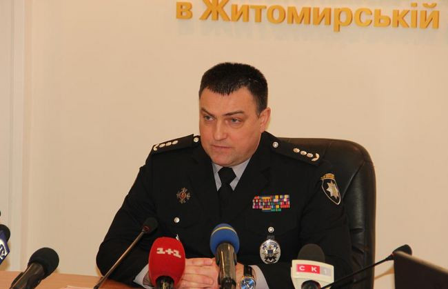 Член избирательной комиссии набросился на копа: в полиции прокомментировали