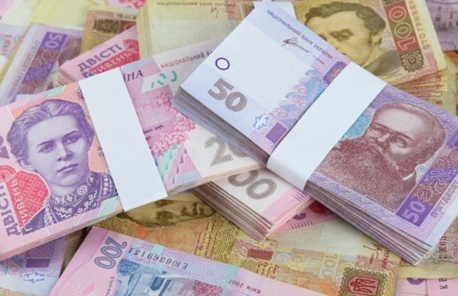 Реальная зарплата выросла в Украине: назвали цифры