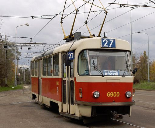 В Харькове трамвай наехал на ребенка: подробности происшествия