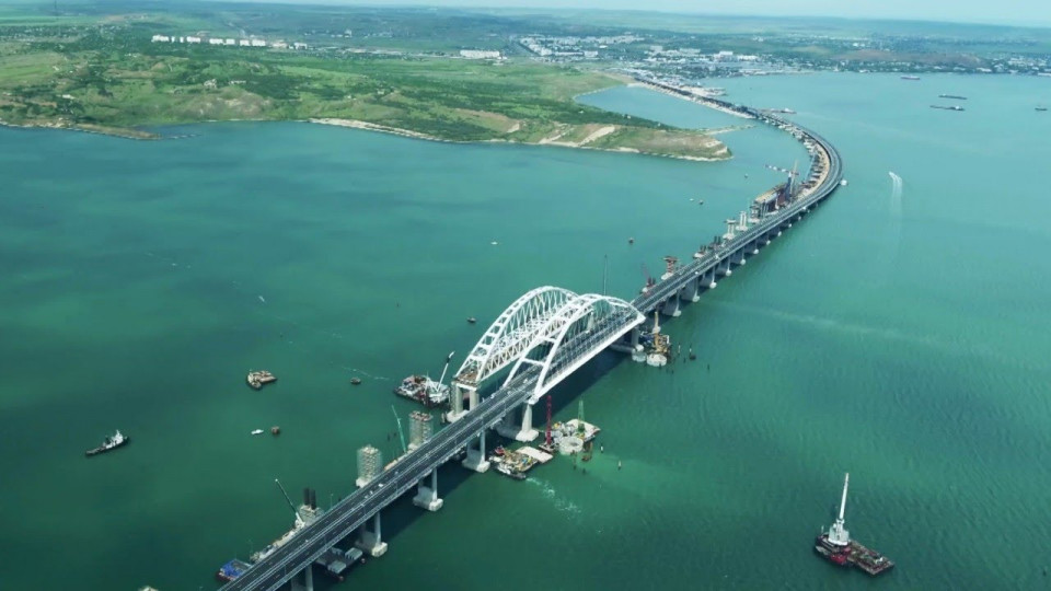 В сети показали масштабную проблему Крымского моста: подробности и фото