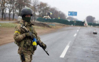 Точный удар: на Донбассе уничтожили грузовик боевиков