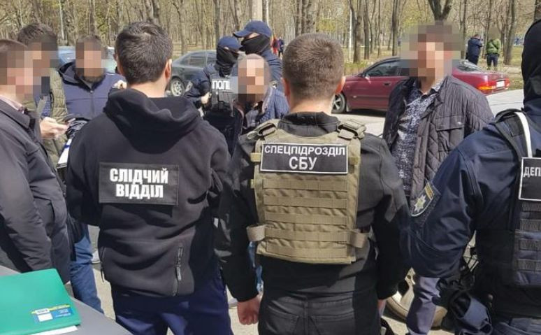 Прокурора з Одещини викрили на хабарі в $10 000: є подробиці