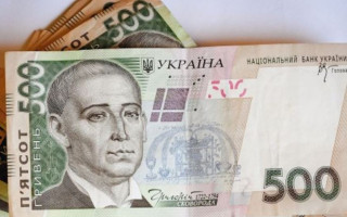 Ошукали людей на 2,7 млн гривень: в Києві засудили шахраїв-валютників