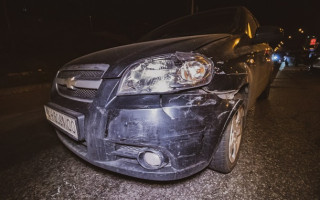 Тройное ДТП в Киеве: виновник аварии скрылся с места происшествия