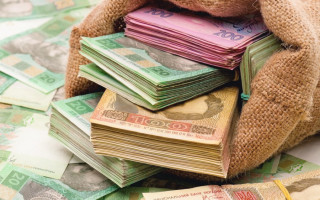 Сколько украинцев задекларировали более миллиона гривен в 2019-м: данные ГФС